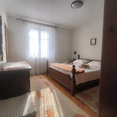 House Desa With A Beautiful View On Old Town *