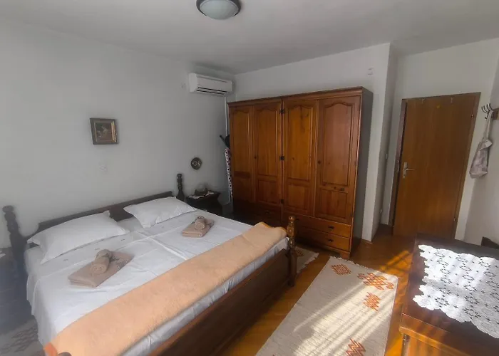 House Desa Apartment